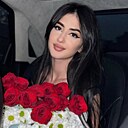 Нур, 24 года