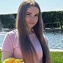 Софа, 23 года