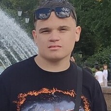 Фотография мужчины Дмитрий, 20 лет из г. Узловая