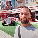 Юрий, 32 года