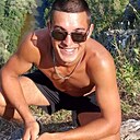 Динар, 32 года