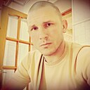Ханис, 33 года
