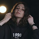 Li, 33 года