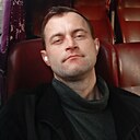Макс, 33 года