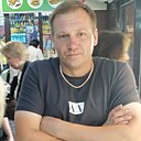 Вячеслав Петрови, 30 лет