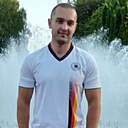Артем, 33 года