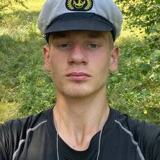 Фотография мужчины Макс, 19 лет из г. Орск