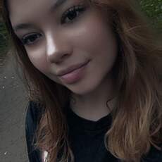 Фотография девушки Кто То, 23 года из г. Набережные Челны