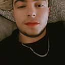 Денис, 24 года