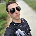 Mihai, 22 года