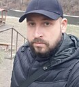 Макс, 32 года