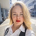 Ли, 33 года