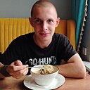 Лев, 20 лет