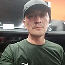 Макс, 33 года