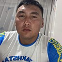 Веко, 32 года