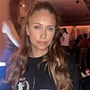 Noname, 33 года