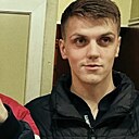 Денис, 22 года