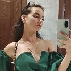Фотография девушки Полина, 18 лет из г. Шахты