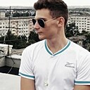Максим, 33 года