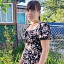 София, 33 года