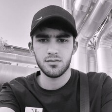 Фотография мужчины Давлатёр, 19 лет из г. Якутск