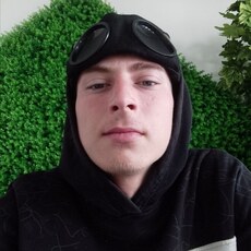 Фотография мужчины Андрей, 19 лет из г. Нижний Новгород