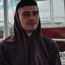 Илья, 32 года