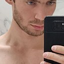 Алексеев, 32 года