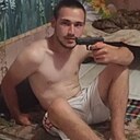 Максим, 21 год