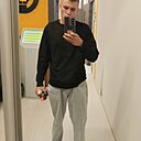 Денис, 22 года