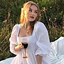 Николь, 20 лет