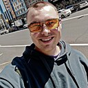 Фрунзе, 33 года