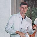 Денис, 33 года