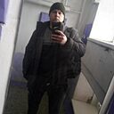 Макс, 32 года