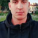Макс, 32 года