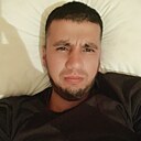 Бобур, 33 года