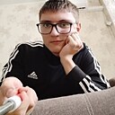 Максим, 18 лет