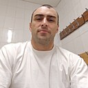 Искандер, 33 года