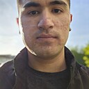Nur, 22 года
