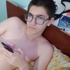 Фотография мужчины Максим, 18 лет из г. Жирновск