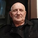 Анатолий, 61 год