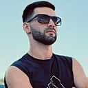 Роман, 24 года