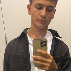 Фотография мужчины Азик, 19 лет из г. Москва