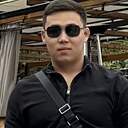 Алинур, 22 года