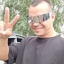 Денис, 33 года
