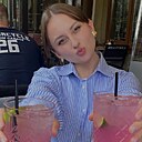 Анюта, 22 года