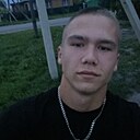 Максим, 18 лет