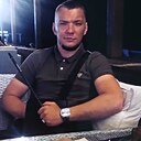 Роман, 25 лет