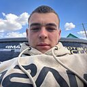 Денис, 23 года