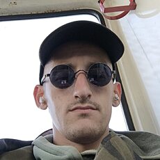 Фотография мужчины Валерий, 27 лет из г. Чебоксары